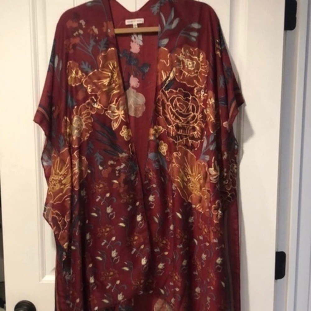 Woven Heart Burgandy Floral Kimono